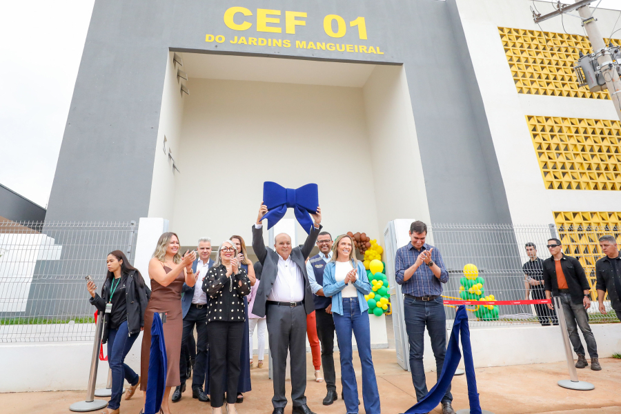 Com investimento de R$ 14,1 milhões, CEF 01 do Jardins Mangueiral é inaugurado